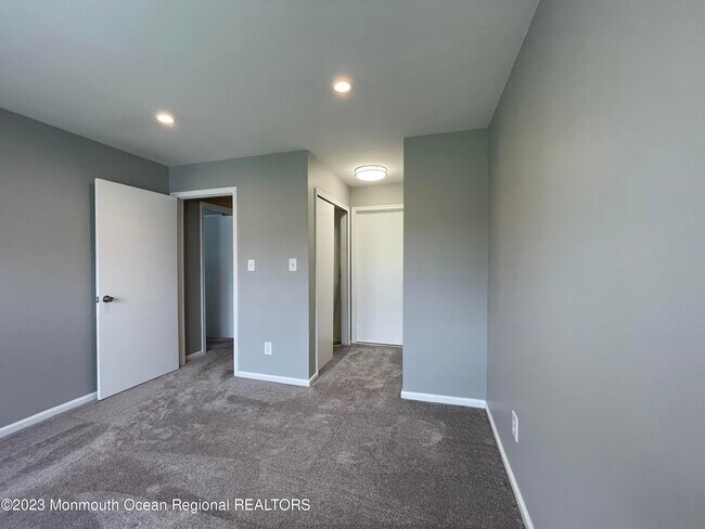 Building Photo - 134 Cypress Ct