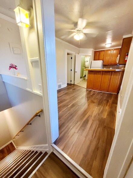 Livingroom - 412 County St