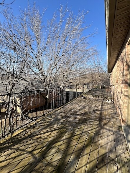 Building Photo - 132 Ballygar St