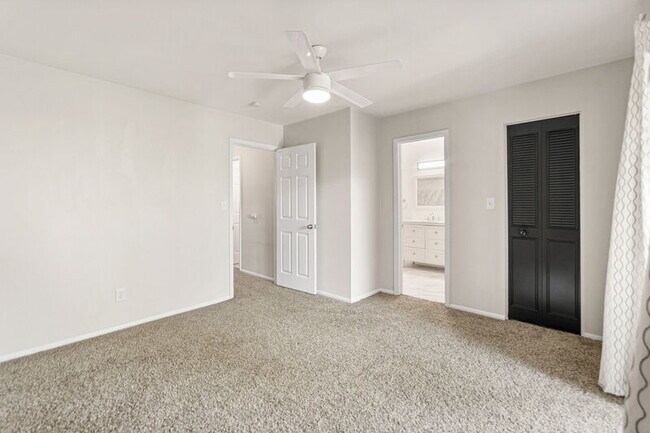 Building Photo - 11363 W 18th Ave