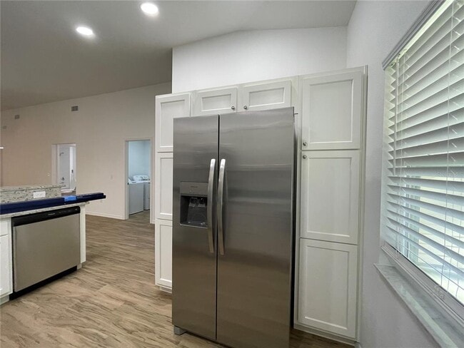 Building Photo - 6950 S Aloysia Ave