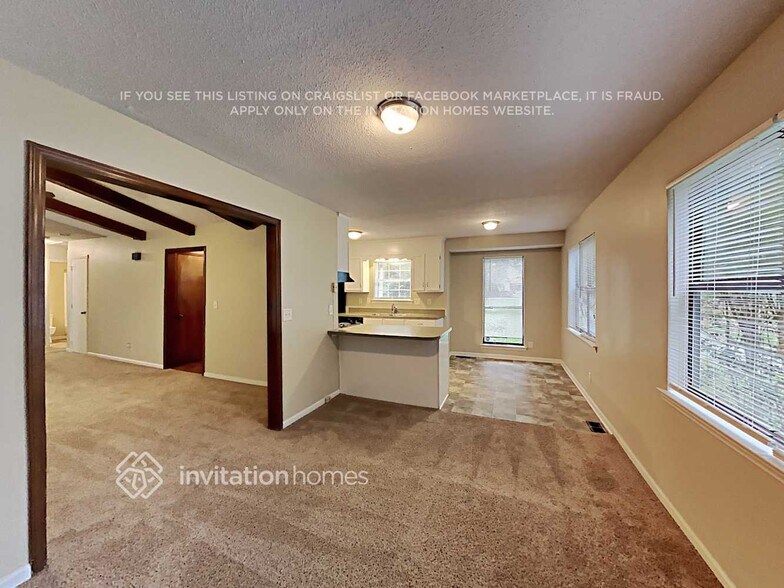 Building Photo - 320 Wilby Dr