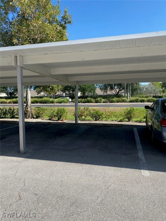 Building Photo - 4912 Tamiami Trl E