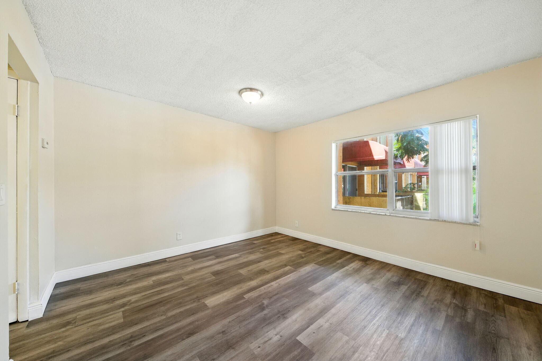 Building Photo - 17901 NW 68th Ave