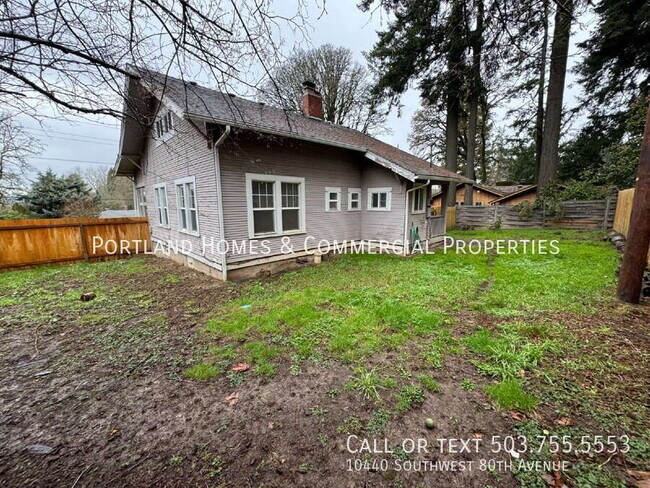 Building Photo - 10440 SW 80th Ave