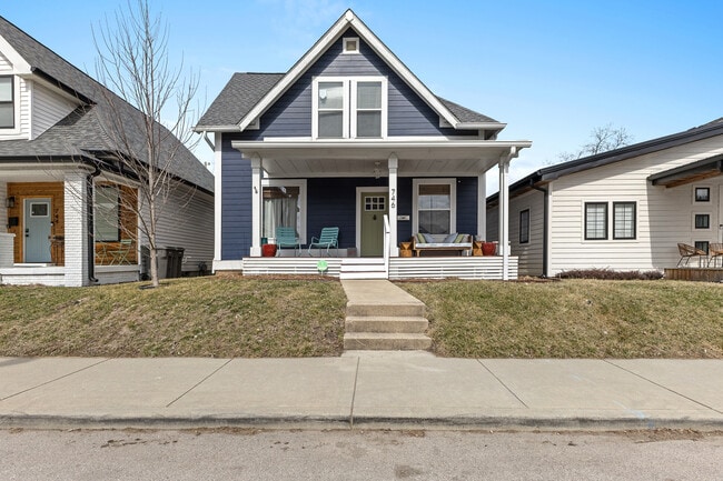 Primary Photo - 746 Terrace Ave