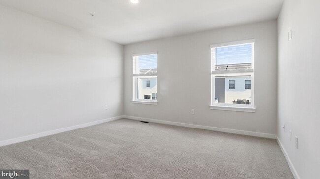 Building Photo - 466 Still Feather Ave