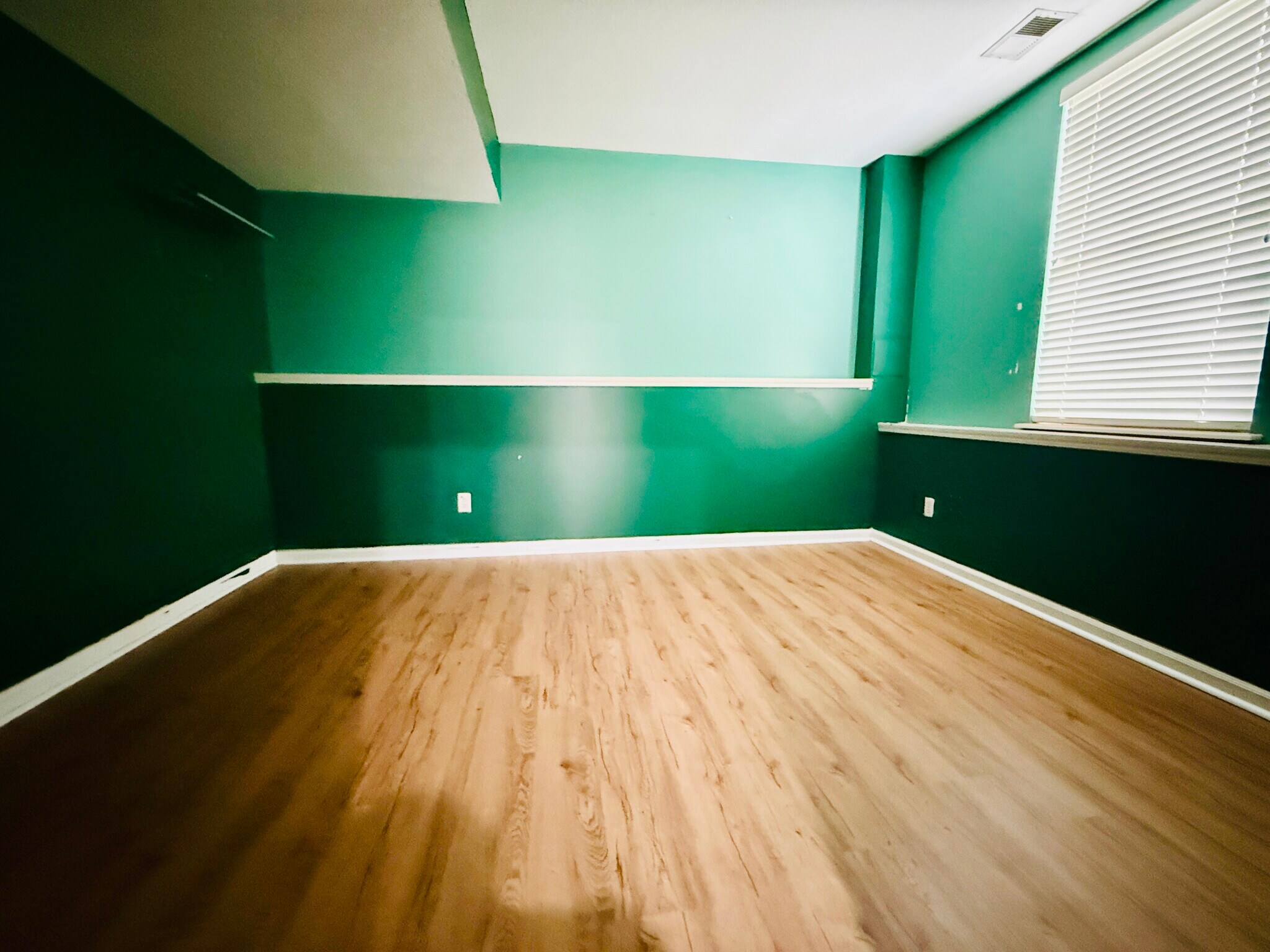 Building Photo - 7889 W 155th Pl