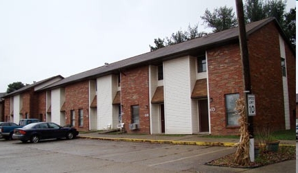 Building Photo - Clear View Townhomes