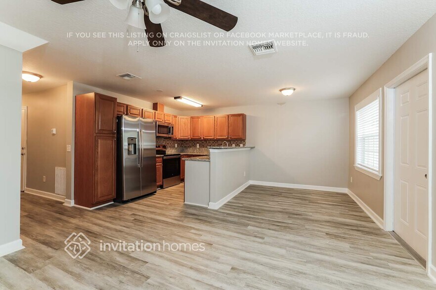 Building Photo - 151 Carol Susan Ln