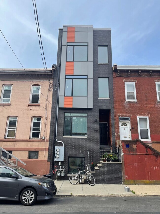 Primary Photo - 2510 Federal St