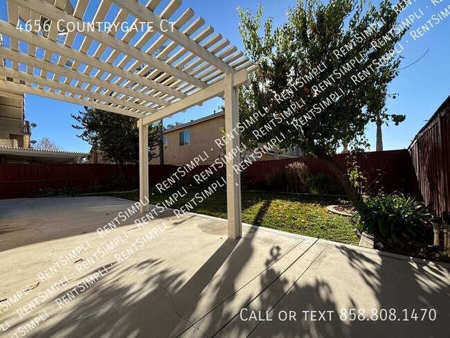 Building Photo - Spacious 3-Bedroom Home in Gated Tiburon P...