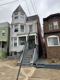 Building Photo - 129 Highland Ave