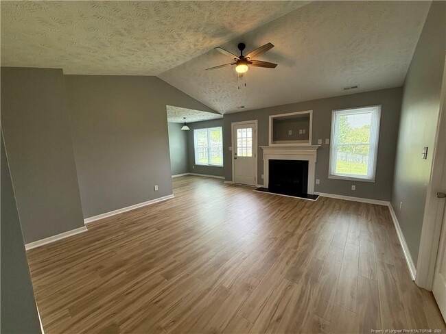 Building Photo - 109 Woodbine Dr