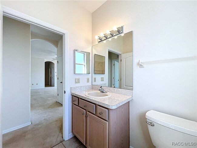 Building Photo - 5950 N Petunia Terrace