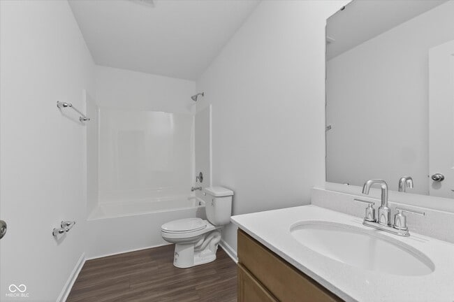 Building Photo - 15988 Tharp Wds Dr