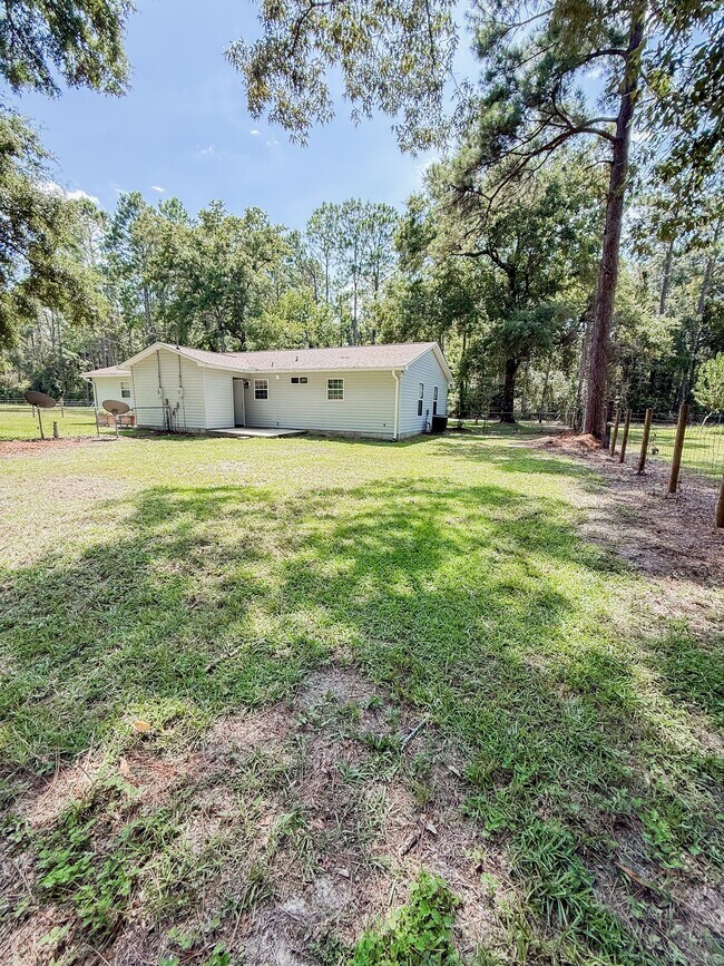 Building Photo - 953A Old Woodville Rd