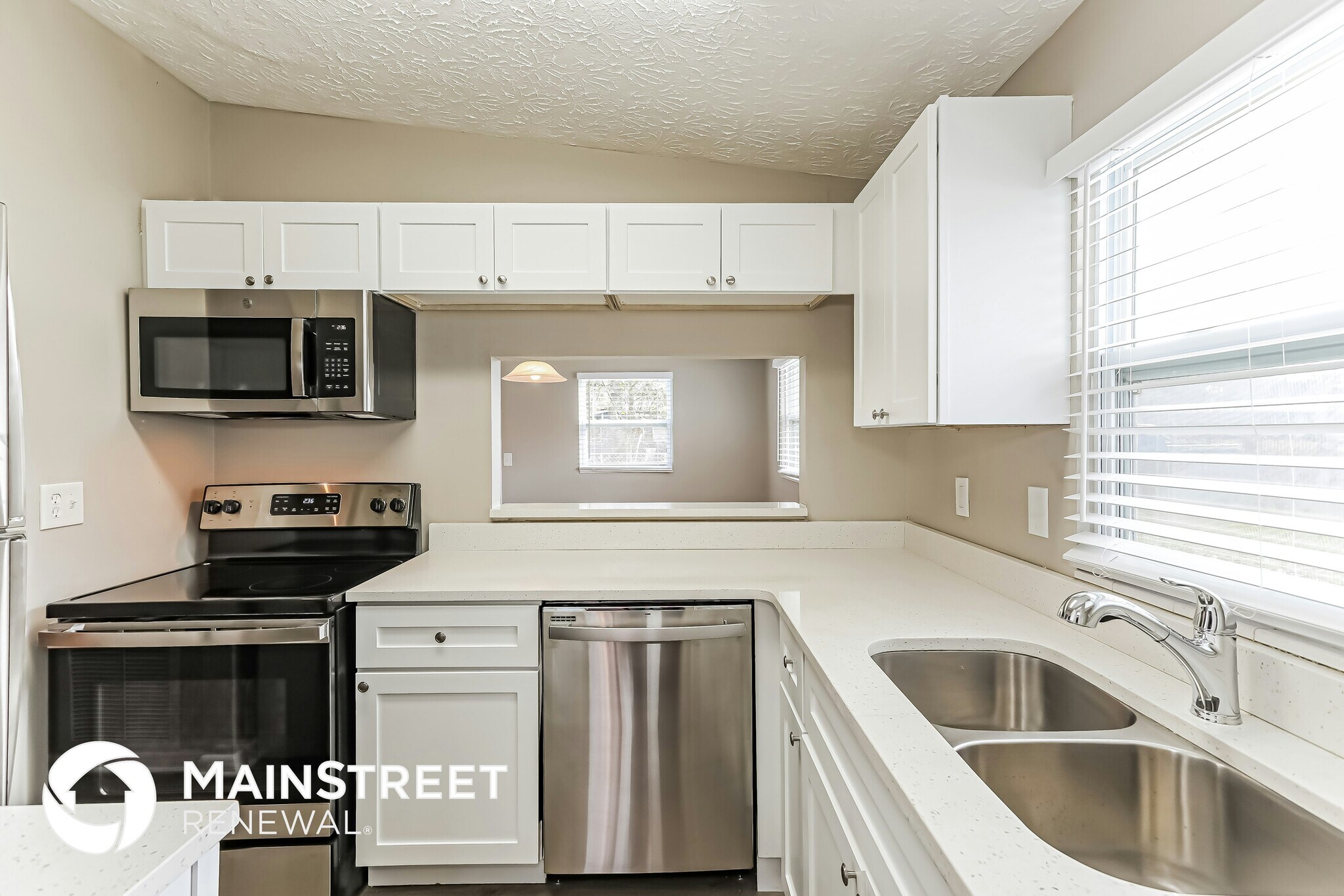 Building Photo - 885 Westgate Dr