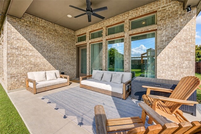 Building Photo - 6907 Myrtle Dr