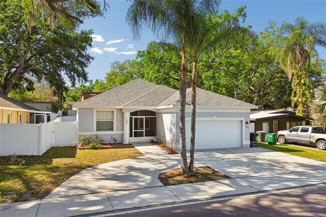 Building Photo - 1208 DR Martin Luther King JR Street North