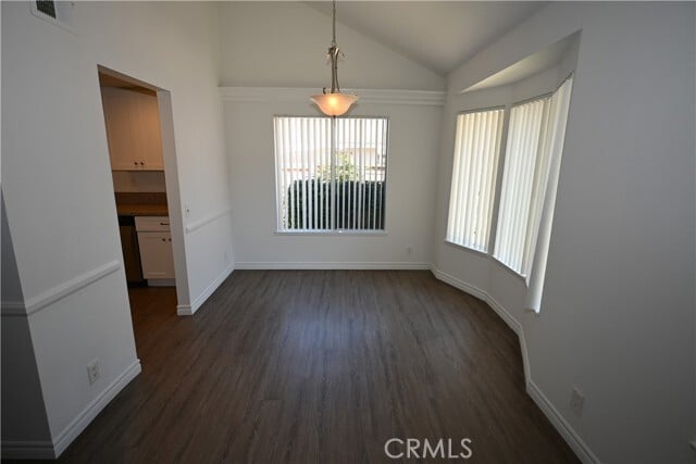 Building Photo - 17 Ashbrook