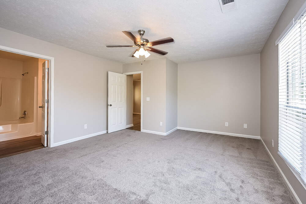 Building Photo - 3716 Crescent Hill Ln