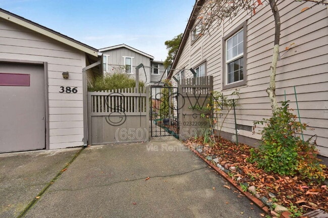Building Photo - 386 Cerrito Ave