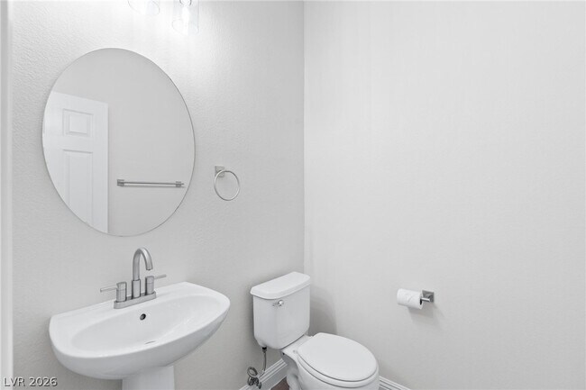 Building Photo - 10980 St Rafael St