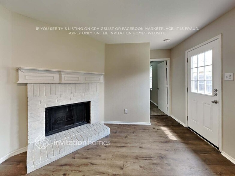 Building Photo - 7620 Scarlet View Trail