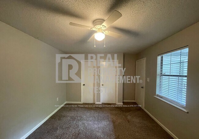 Building Photo - 531 Bristle Cone Dr