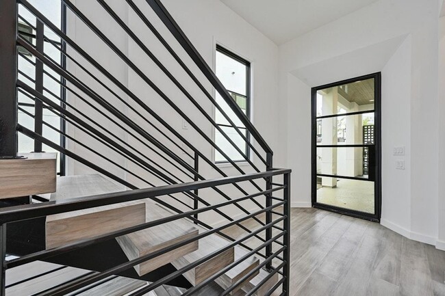 Building Photo - 6805 Adeline Wy