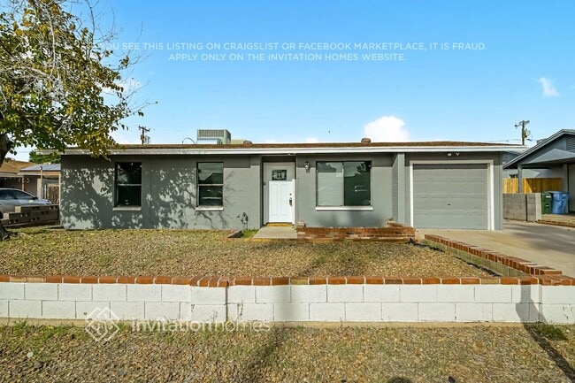 Building Photo - 2128 W Hartford Ave