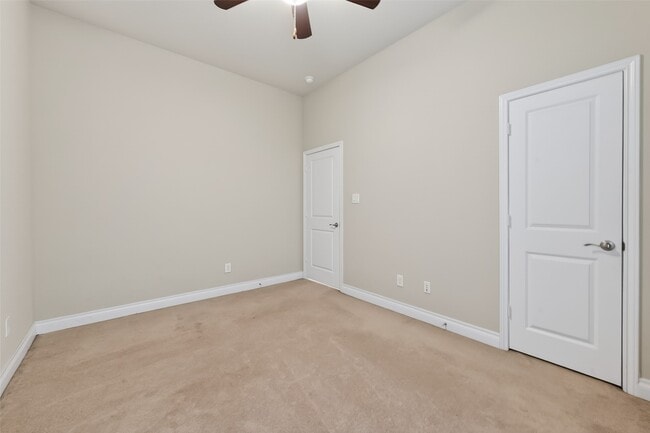 Building Photo - 18011 Begbie Path