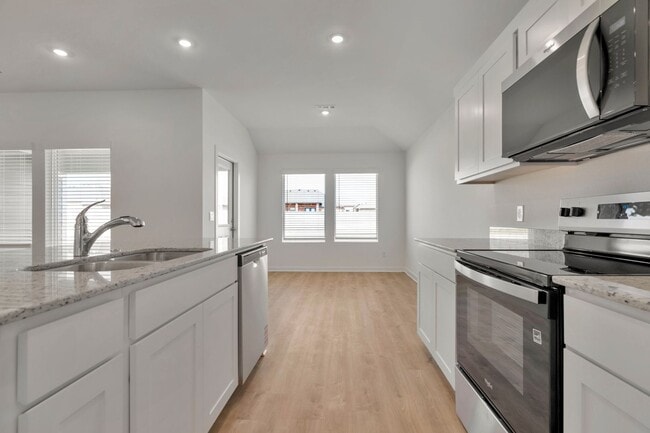 Building Photo - Brand-New 3 Bedroom Home in Prairie Grove!...