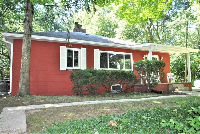 Primary Photo - 18265 Turney Caldwell Rd