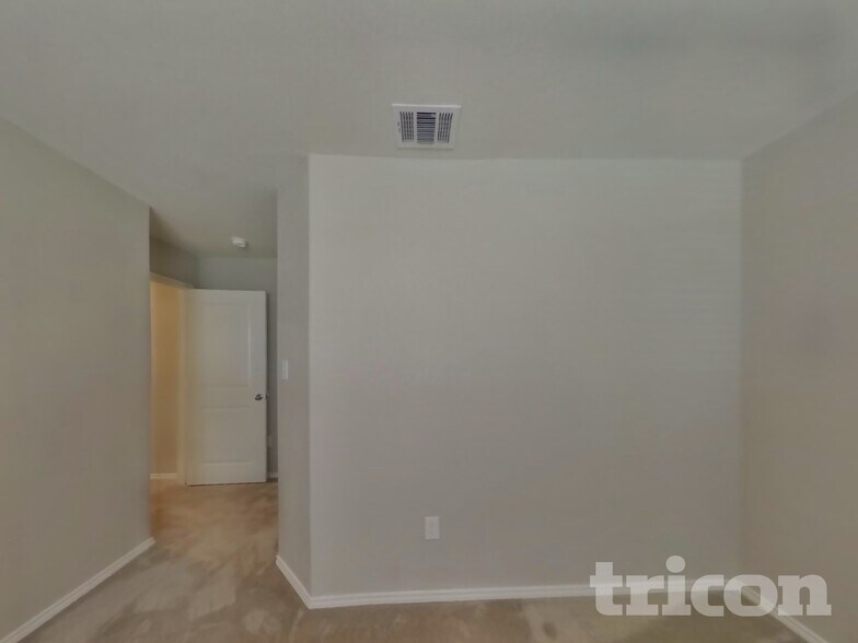 Building Photo - 3423 Stoney Bayou