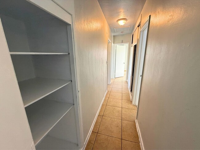 Building Photo - 20520 NW 24th Ct