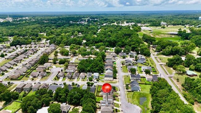 Building Photo - 289 Dahlquist Dr