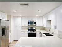 Building Photo - 24232 Sylvan Glen Rd