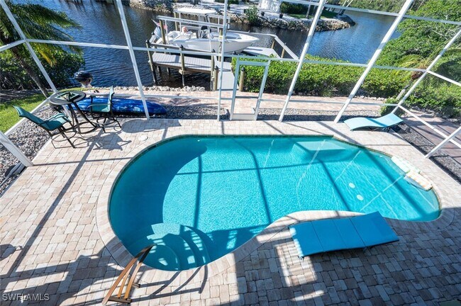 Building Photo - 3858 Riviera Cir