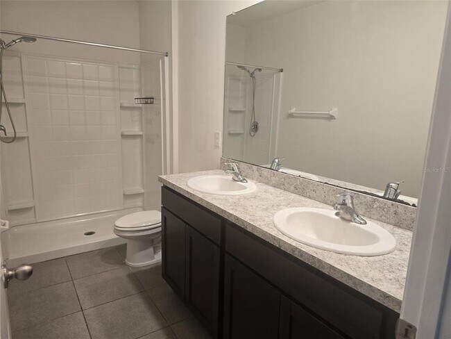 Building Photo - 3219 Pleasant Willow Ct