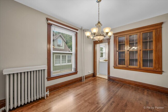 Building Photo - 202 N 5th St