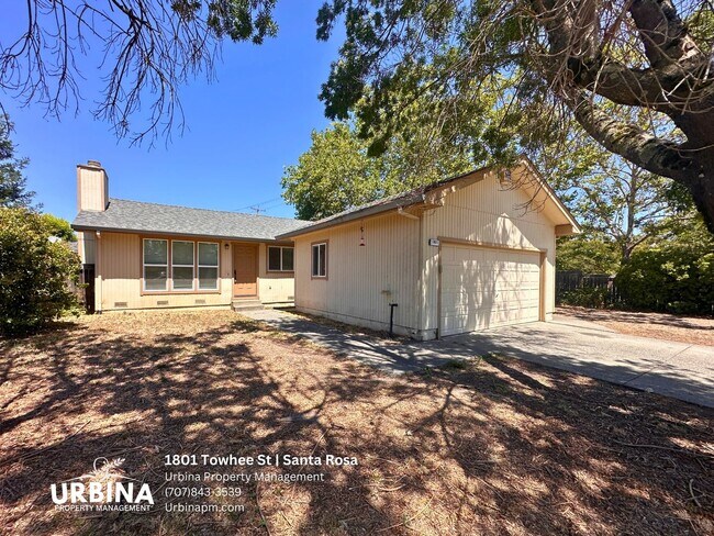 Building Photo - 1801 Towhee Dr