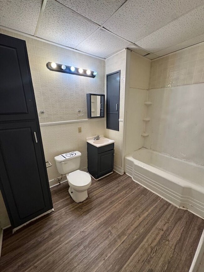 Building Photo - 2611 Warsaw St