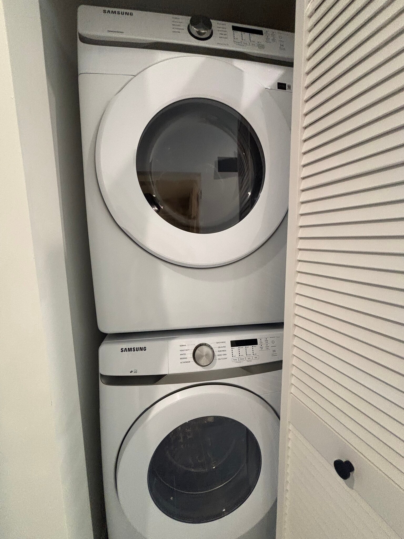 Building Photo - 1990 NW 1st Pl