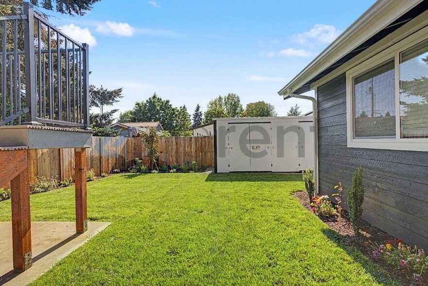 Building Photo - Unit 4325