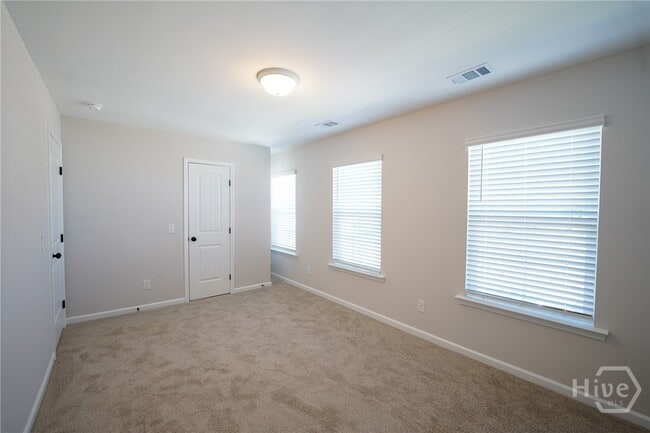 Building Photo - 118 Exmoor Circle