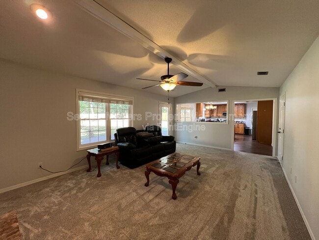 Building Photo - 6004 Players Pl