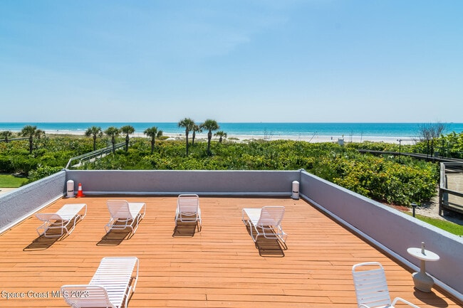 Building Photo - 1000 Ocean Park Ln