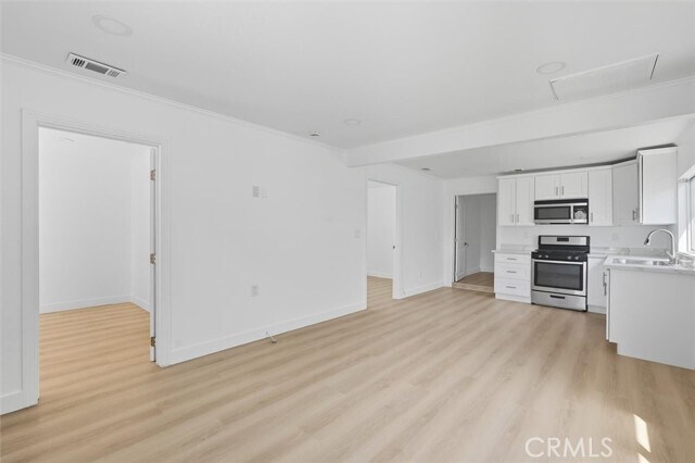 Building Photo - 414 N Gertruda Ave